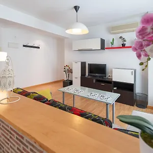 apartamento-las-hojas-de-huertas.es-andalucia.com/