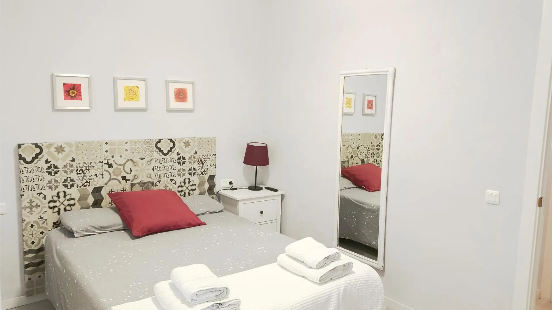 Apartamento En El Centro De Calafell 0*,